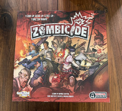 Cool Mini or Not Zombicide Board Game w/ Miniatures Golden Geek 14+ 2012
