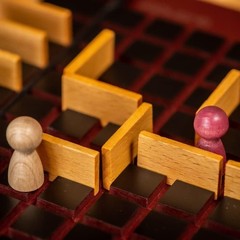Quoridor: Beautiful Wooden Game for Ages 8+ | Perfect for Game Nights and Gifts