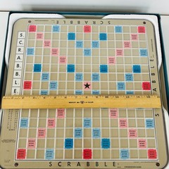 Scrabble Deluxe Rotating Turntable Edition Selchow & Righter 1982 Original Box