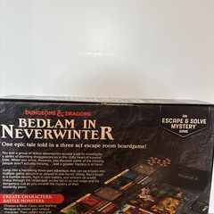 Hasbro Boardgame Dungeons & Dragons – Bedlam in Neverwinter Box VG+/Mint
