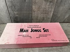 Crisloid ROYAL TRAVELER EMBOSSED HARDWOOD MAH JONGG Set Model #470 162 TILES