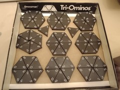 Vintage 1985 Tri-Ominos Triangular Domino Pressman Game age 8-adult, 2-6 players