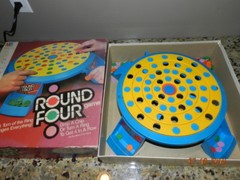 VINTAGE ROUND FOUR GAME 1986 AGES 8-ADULT 2-4 PLAYERS MILTON BRADLEY RARE