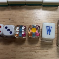 Mah Jong Mahjong 166 Tile Set Blue Teal 3 layer Lucite Tiles Pusher Racks Case