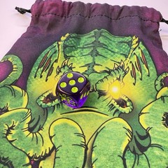 Steve Jackson Games Cthulu Dice Bag & Exclusive D6 Dice Large 6″x9″