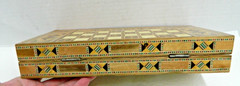 Compact folding travel size, Fine wood Chess / Backgammon Set