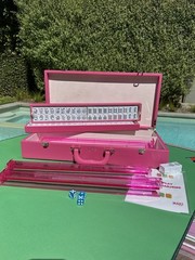 American Mahjong Set comes with All tiles, 4 Racks W/ Pushers, Case and Dice