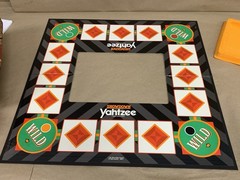 Vintage 1990’s Retro 1991 Yahtzee Showdown Dice Board Game Milton Bradley #4202
