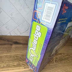 Game of Knowledge by University Games Family Trivia Ages 10+ Educational NEW