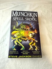 2017 Munchkin Spell Skool Steve Jackson Munchkin 1st Edition Cardboard Games New