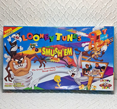 Tyco Games Looney Tunes Smush ‘Em Board Game w/ 4 Dough Cans 1994 MPN 7071