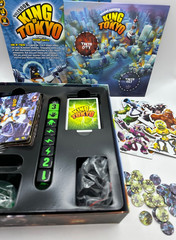 King of Tokyo Game Richard Garfield Iello COMPLETE 2-6 Players Ages 8+