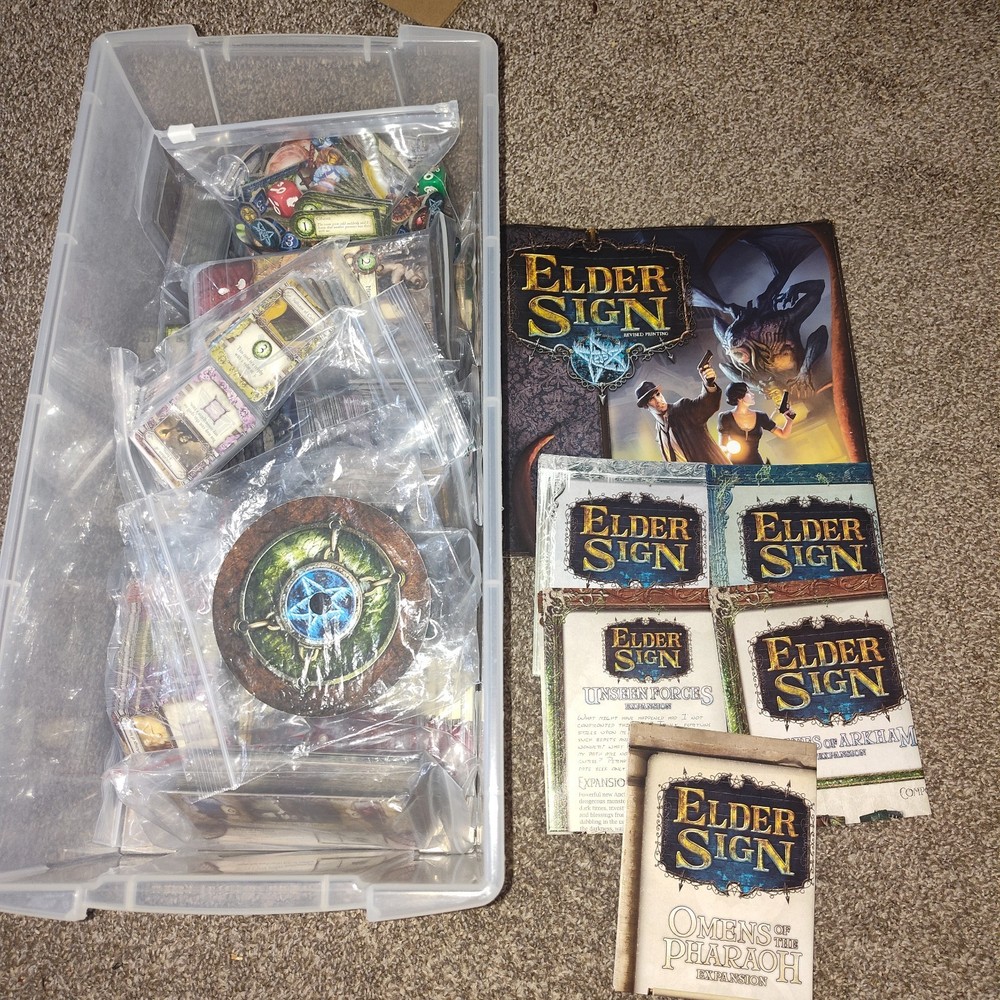 Fantasy Flight Games Elder Sign Board Game w/ 5 Expansions See Description