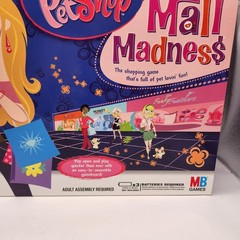 Littlest Pet Shop Mall Madness Game COMPLETE Milton Bradley Animals LPS Shopping
