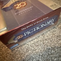 Pictionary The Game of Quick Draw 20th Anniversary Parker Brother SEALED NEW