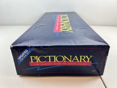 Vintage PICTIONARY 1993 Classic Board Game of Quick Draw Ships Complete