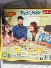 Pictionary Board Game 2018 Edition Mattel Quick Sketches Erasable Boards Markers