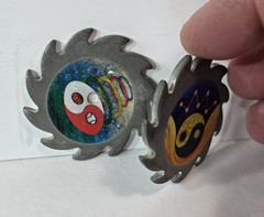 Vintage 1990’s Metal Saw Blade Spinner Pog Slammer Lot Of (2)!! Spins Fast!