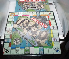 Metallica World Tour Monopoly Hasbro USAopoly 2020 Game Collectible