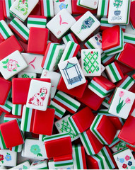 Premium American Mahjong Set 160pcs – Holiday Red