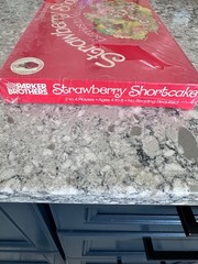 Vintage Strawberry Shortcake Berries To Market Board Game 1979