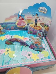 2005 The Little Mermaid Walt Disney 3D Special Edition Board Game – Lots Of Fun!