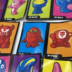 Amazing Graphics Stickers – European Turkey release Urban Toys Gogos Crazy Bones