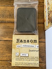 RANSOM NOTES Game By Charty Party “The Ridiculous Word Magnet Game” COMPLETE