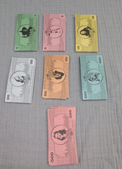 The Wizard of Oz Emerald City Opoly Board Game collector’s edition set