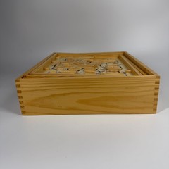 Vintage 2007 Cardinal Solid Wood Labyrinth Oak Finish Solitaire Game of Skill Ma