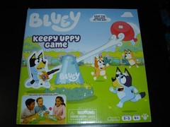 COMPLETE Bluey Keepy Uppy board game Moose Games floating balloon