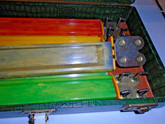 Vintage Mah Jongg MAH-JONGG set includes 152+7 tiles Case and 4 playing trays