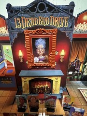 13 Dead End Drive Board Game Milton Bradley -Family Game Night Kids & Adults