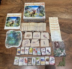 EVOLUTION – North Star Games 2014 Survival Strategy Game 1st Edition – COMPLETE