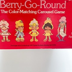 Vintage 1981 Strawberry Shortcake Berry-Go-Round Color Matching Game Complete