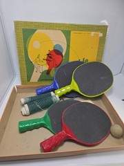 Vintage TABLE TENNIS SET Very Good Condition Pressman Toy Corporation Complete