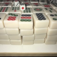Mah-Jong Set 108 Tiles Unknown Brand W/ Roller & Soft Sided Red Case + Dice (2)