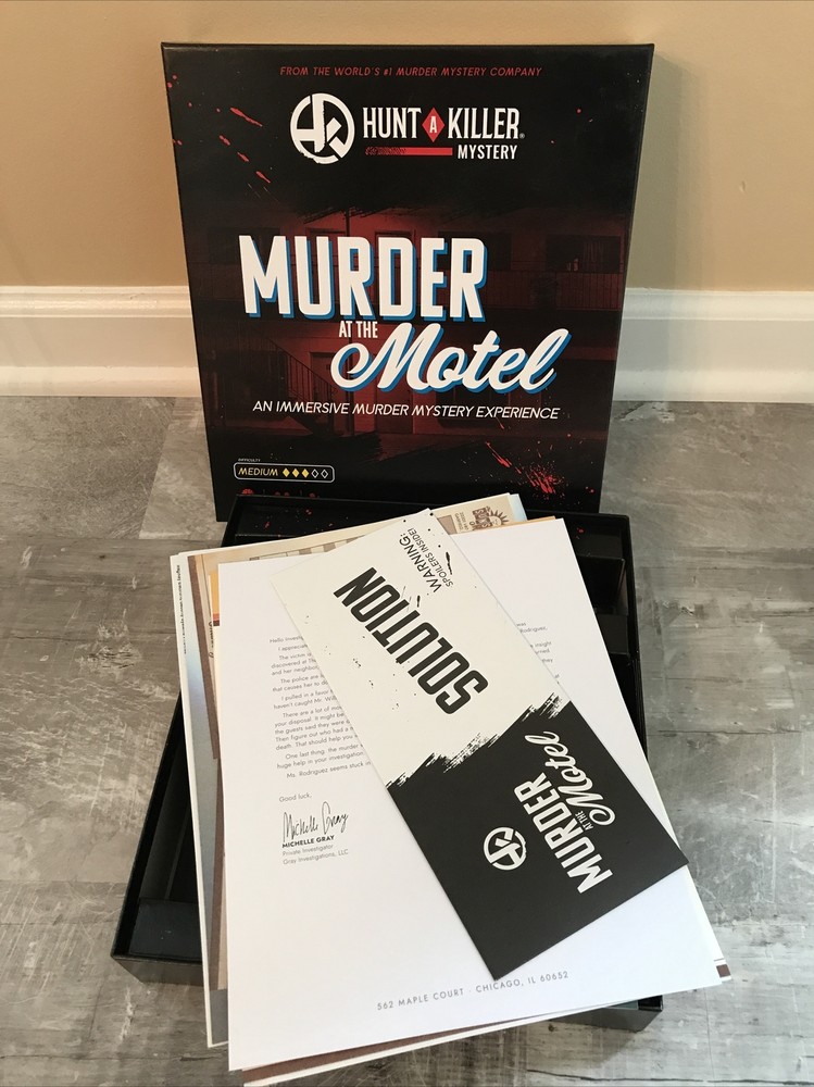 Hunt A Killer Murder at The Motel Mystery Board Game – Great Condition