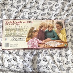 Hasbro Scrabble Crossword Board Game Complete 1998 Vintage MPN 4024 Ages 8+