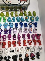 Gogo’s Crazy Bones Huge Mixed Lot of 275+ Figures, Tin, & Stickers