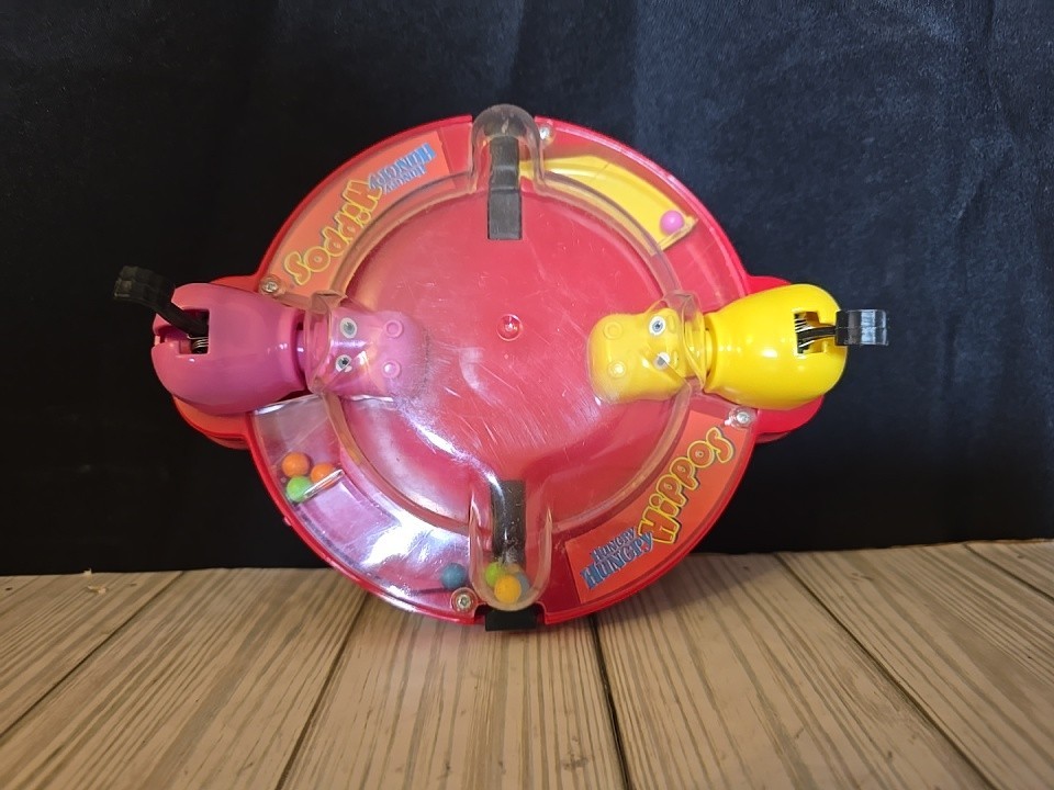 1995 Milton Bradley Hungry Hungry Hippos Travel Game Kids Toy