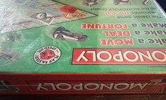 Monopoly Classic Board Game w/ Cat Token New Factory Sealed Family Night Hasbro