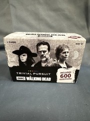 The Walking Dead: Trivial Pursuit Game 2017 AMC USAOPOLY New/Open Box
