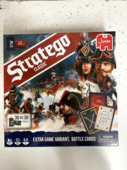 Stratego Classic Board Game BRAND NEW