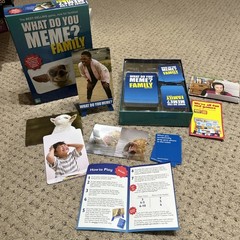 What Do You Meme? Family Edition On The Go! Card Game Ages 8+ 3 to 20 Players