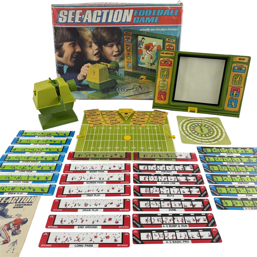 Kenner 1973 Vintage Complete SEE-ACTION Football Game Projector in Original Box