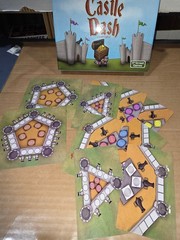 Castle Dash 5th Street Games Board Game 2-5 Players Fantasy Medieval