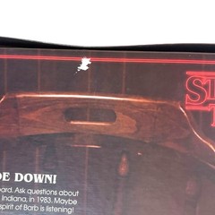 2017 ‘Stranger Things” OUIJA Board Game Horror Spooky Netflix Show 100% COMPLETE