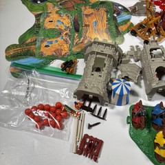 Vintage Weapons & Warriors Castle Siege Game 1996 Pressman #9705 Near Complete