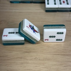 Mah Jong Mahjong 166 Tile Set Blue Teal 3 layer Lucite Tiles Pusher Racks Case